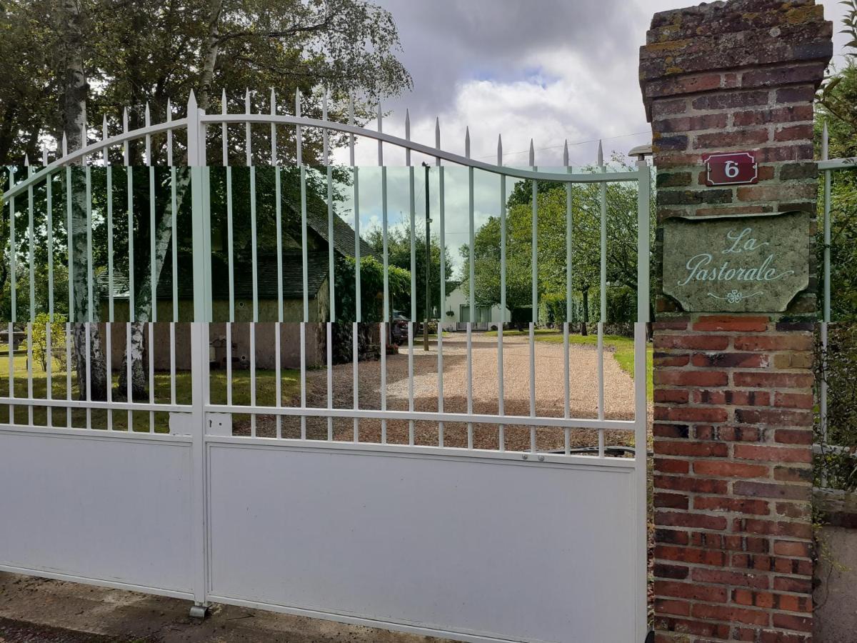 La Puisaye La Pastorale Bed & Breakfast エクステリア 写真